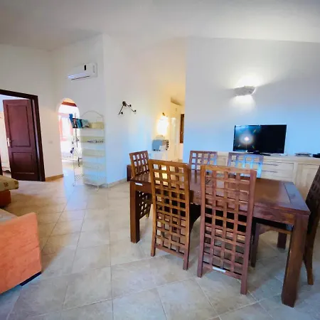 Apartment Tavolara *